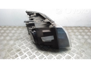 Передняя фара  