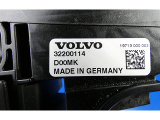 Блок предохранителей 32200114, 19713000002   Volvo XC90    