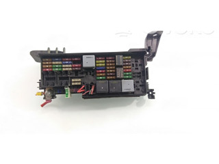 Блок предохранителей A1645400272   Mercedes-Benz ML W164    