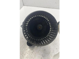 Вентилятор печки 272101005R Renault Captur