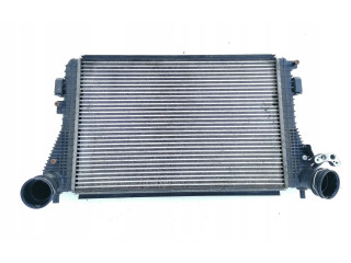 Интеркулер 1K0145803E Skoda Octavia Mk2 (1Z)