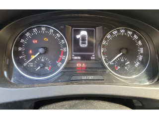 Панель приборов    Skoda Rapid (NH)       