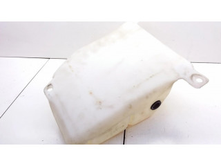 Бачок оконной жидкости