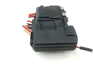 Блок предохранителей 30659092 Volvo S60