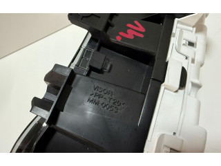 Přístrojová deska Mitsubishi ASX 2020 8100C8010