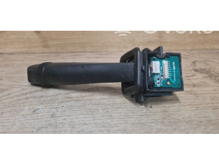 Ручка стеклоочистителей 8691695   Volvo V70