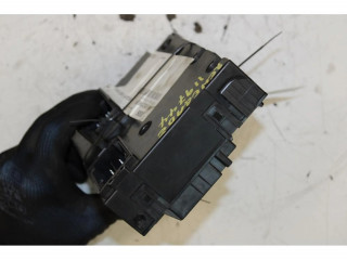 Блок предохранителей Jeep Renegade