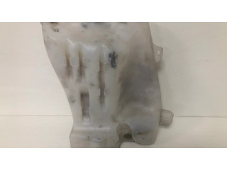 Бачок оконной жидкости    