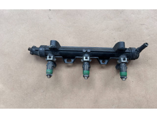 Топливная рампа 03E133320 Skoda Fabia Mk1 (6Y)