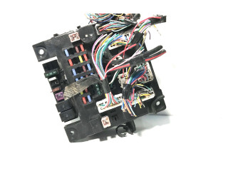 Блок предохранителей 8637A643, 51945J239 Toyota Verso