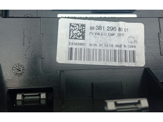 Дисплей 9838129680 Peugeot 2008 II