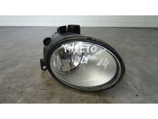 Передняя противотуманная фара