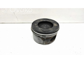 Píst 0840C   BMW 5 E60 E61  pro naftový motor 2.0 M47D20 