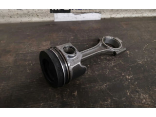 Поршень 1.6FSi | 1598ccm | 85kW | BLP Volkswagen Golf IV