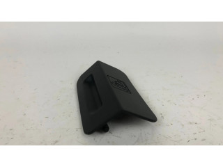 Другая деталь салона