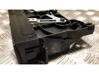 Блок управления климат-контролем UBE5HA, 5K21 Mazda 323