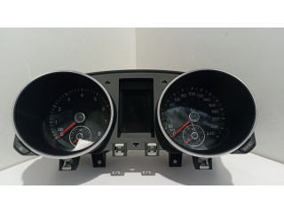 Панель приборов 5K0920870D Volkswagen Golf VI