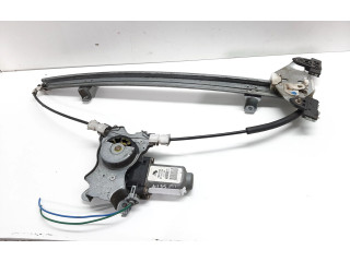 Zámek zadních dveří 80700BU010 Nissan Almera Tino 2002