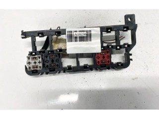 Блок предохранителей  443937527, 443937527   Audi A6 S6 C5 4B    
