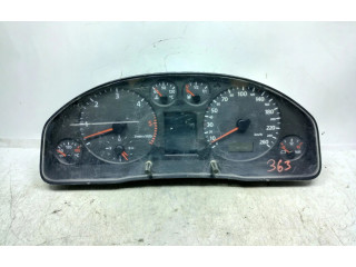 Панель приборов 4B0919880X   Audi A6 S6 C5 4B       