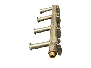 Топливная рампа 03F133320C, 234110236 Volkswagen Golf VI для двигателя Cay