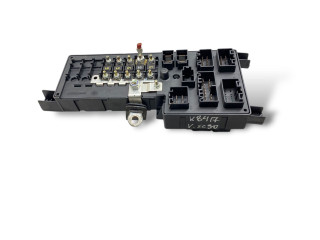 Блок предохранителей 8678449, 518826011   Volvo XC90    