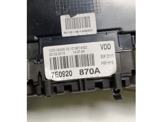 Přístrojová deska Volkswagen Transporter - Caravelle T5 2008 7E0920870A, A2C53392678