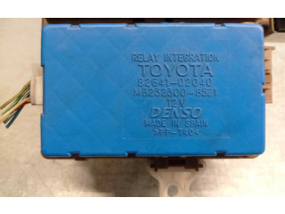 Pojistková skříňka Řídící jednotka BSM 8264102040, MB2323008521 Toyota Corolla E120 E130 2003