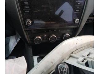 Блок управления климат-контролем 5E0907044BAYMS   Skoda Octavia Mk3 (5E)