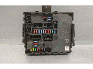 Pojistková skříňka Řídící jednotka BSM 284B7EB03B, 523547F05 Nissan Navara 2005