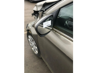 Zpětné zrcátko Peugeot 301 2015