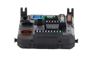 Блок предохранителей 1611785780 Peugeot 2008 I