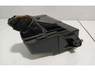 Блок предохранителей 8Z1941824 Audi A2