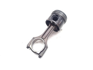 Píst BMW 1 E81 E87 pro naftový motor 2.0