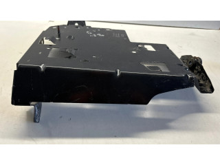 Блок управления двигателя 8200413340, 93854368   Renault Trafic II (X83)