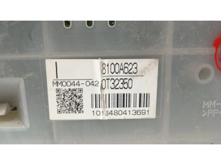 Панель приборов 8100A623 Mitsubishi Montero