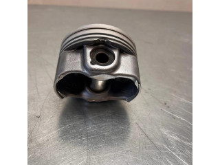 Píst BET6 Hyundai Tucson TL pro naftový motor 2.0