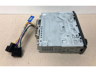 Pojistková skříňka Радио/ проигрыватель  / навигация 4988028403354, 4988028403354   Volkswagen Polo III 6N 6N2 6NF 1997