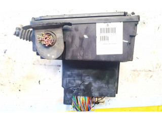 Блок предохранителей 8645328 Volvo C70