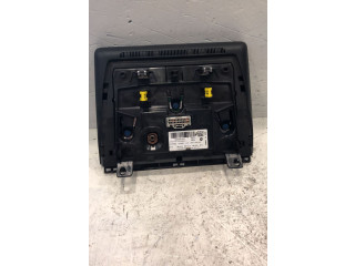 Дисплей Renault Clio IV