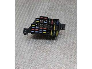 Блок предохранителей 7703397464, 7703297597 Renault Clio II