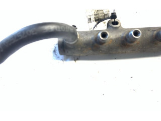 Топливная рампа 30777554, 0218002712   Volvo V70  