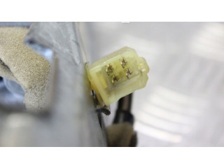 Двигатель стеклоочистителя заднего стекла