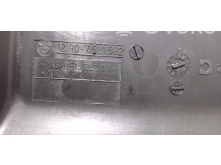 Блок предохранителей  12.90-7521582   BMW X3 E83    