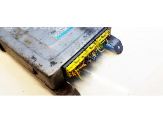 Блок управления двигателя z50918881b, e2t81671m1 Mazda 323