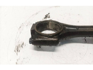 Píst Volkswagen PASSAT B5.5