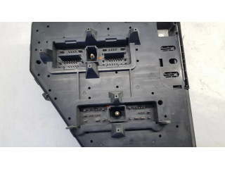 Pojistková skříňka 25743733, nr1526 Cadillac CTS 2003