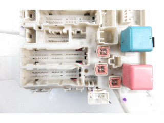   Pojistková skříňka 02098D01, 8273002130A   Toyota Auris 150 2008