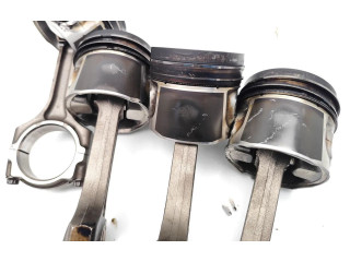 Поршень с шатуном N22B3 N22B3 Honda CR-V