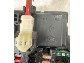 Pojistková skříňka 10681810 Mini Cooper Countryman R60 2012